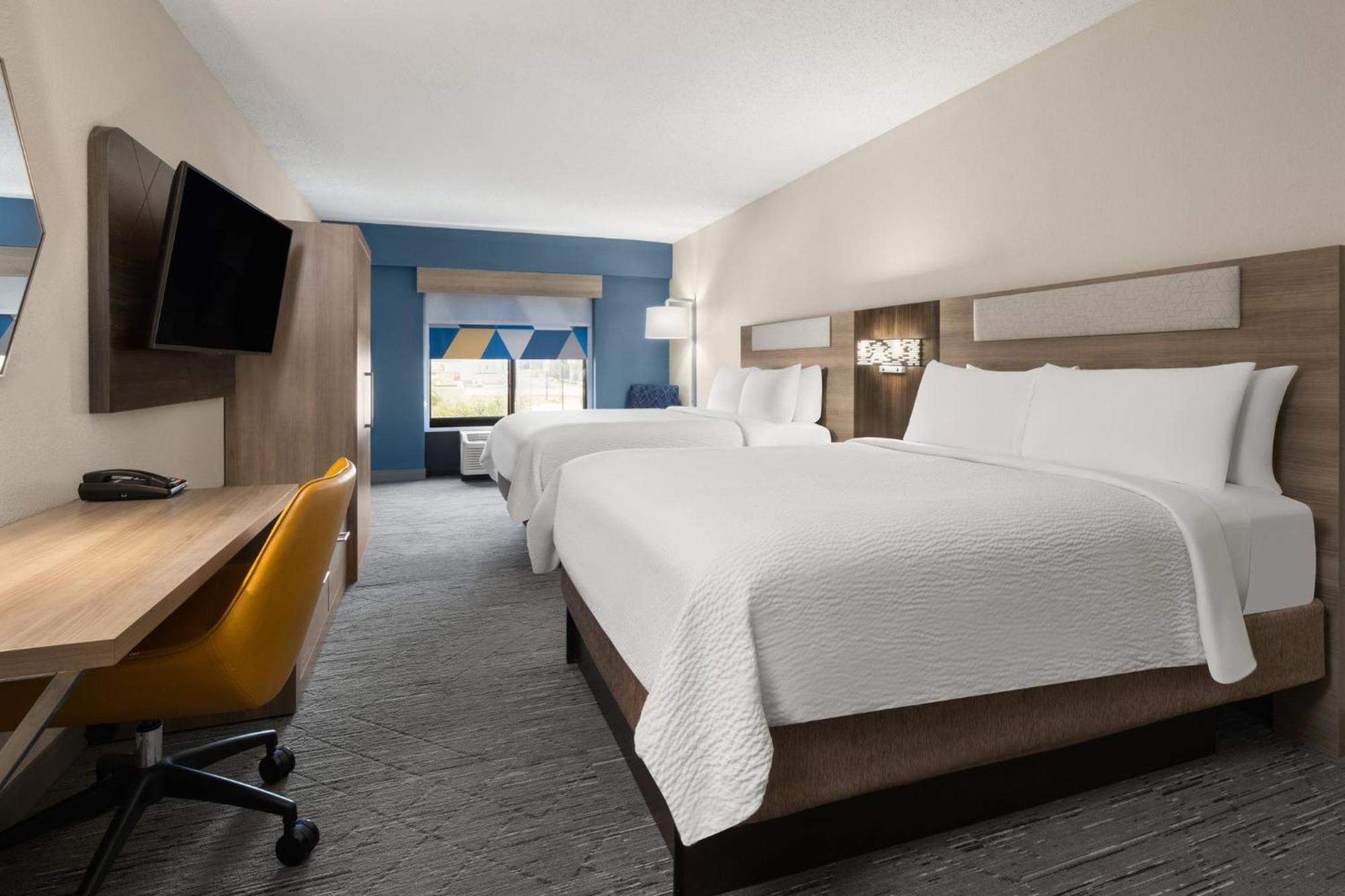 Hotel Express & By Ihg